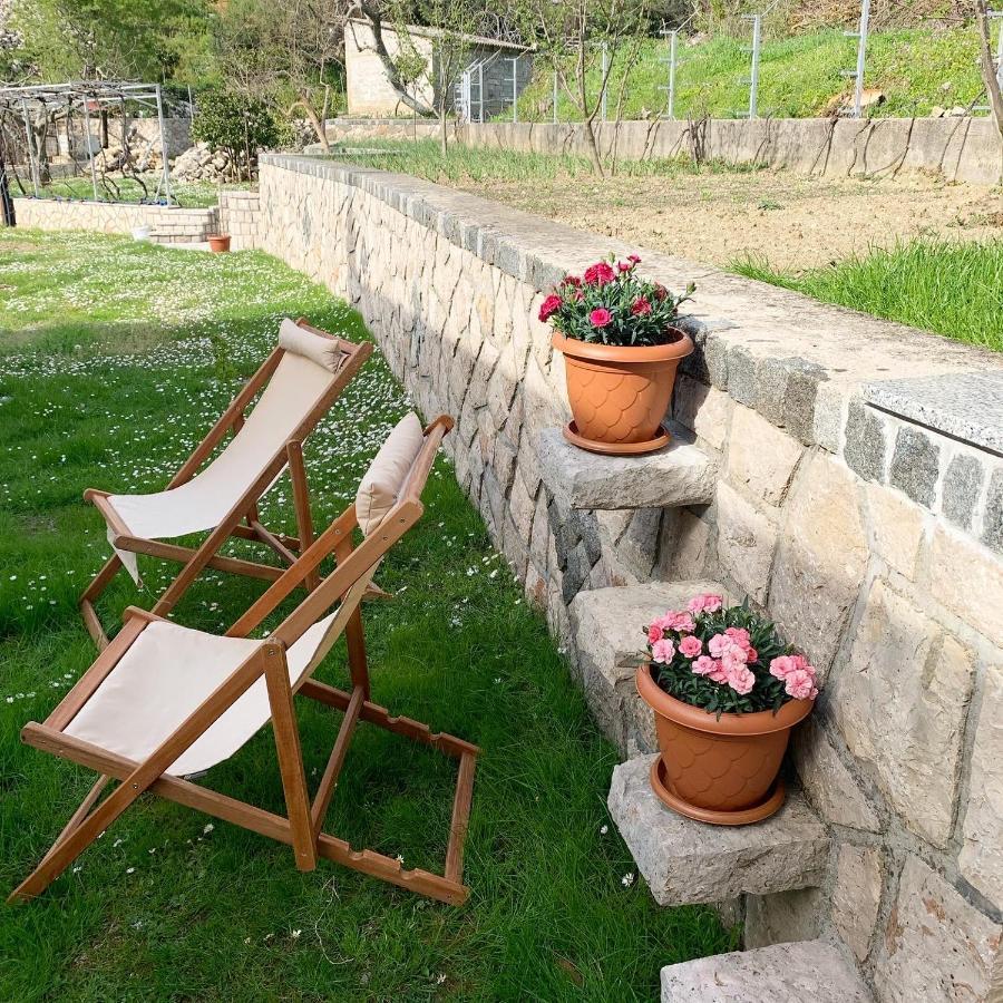 Markovic Village Apartments 울친 외부 사진