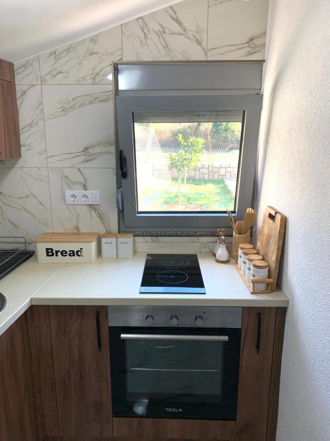 Markovic Village Apartments 울친 외부 사진
