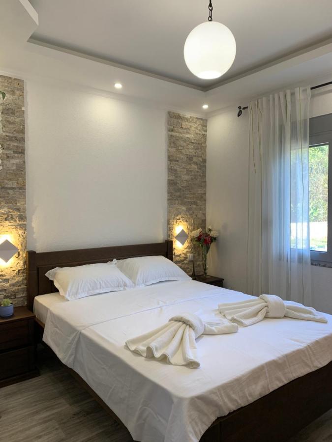 Markovic Village Apartments 울친 외부 사진