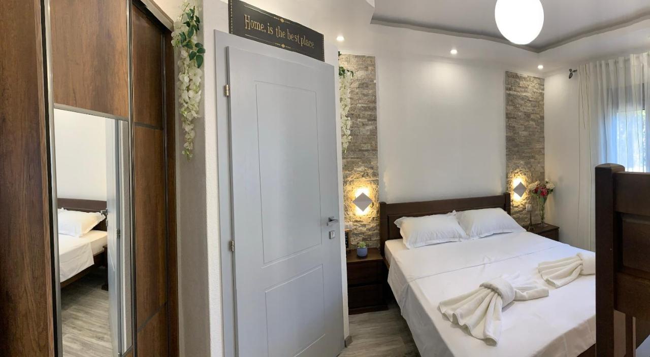 Markovic Village Apartments 울친 외부 사진
