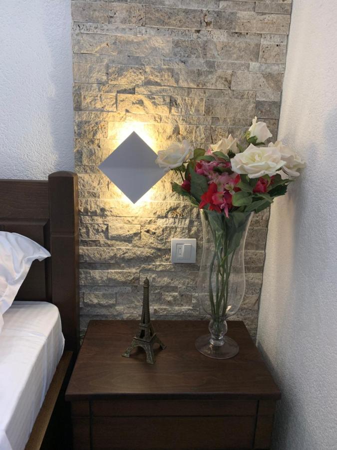 Markovic Village Apartments 울친 외부 사진